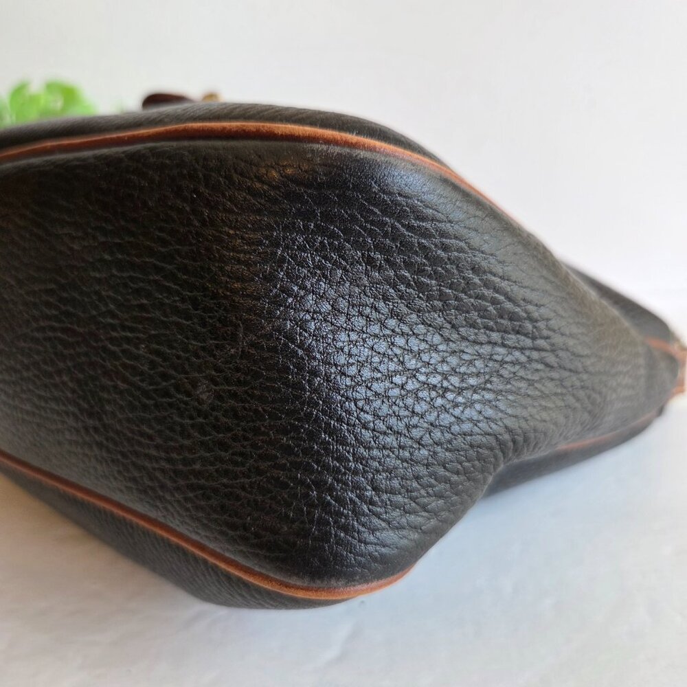 EUC Vintage Coach Sheridan Savannah Hobo (#4222) in Black with Tan Trim - Picture 9 of 13